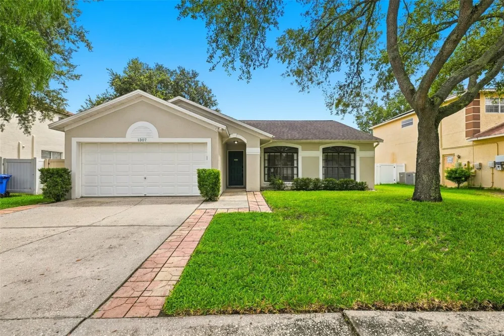 1307 FLAXWOOD AVENUE Brandon, FL 33511