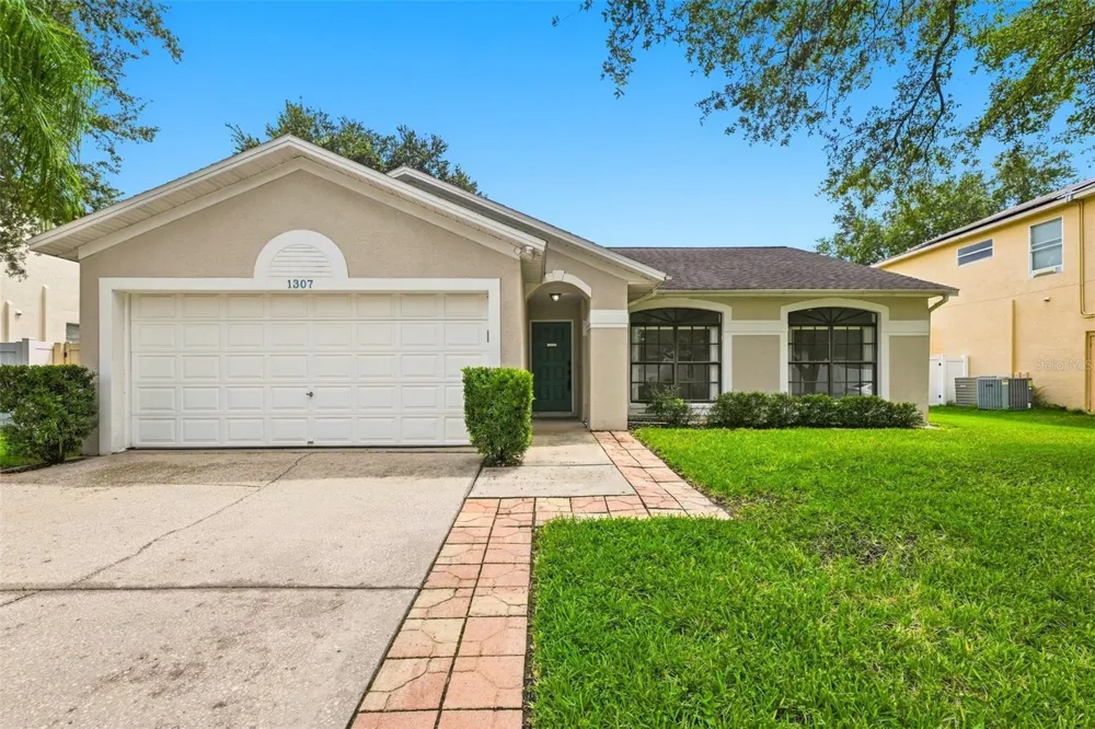 1307 FLAXWOOD AVENUE Brandon, FL 33511