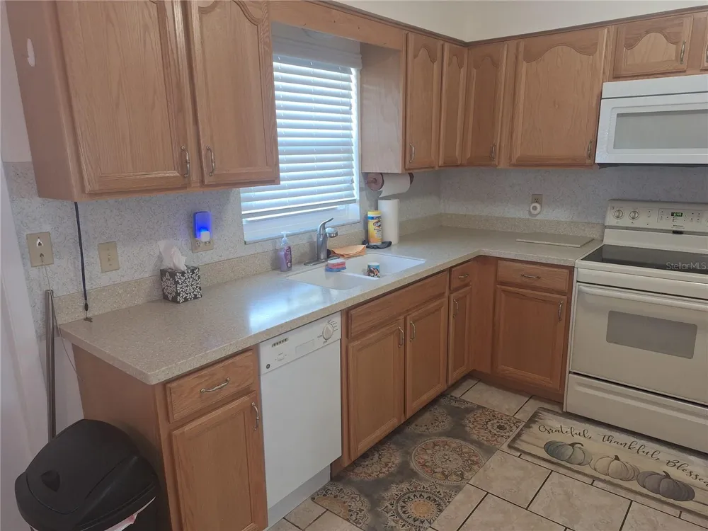 8447 AUSTIN #8447 Pinellas Park, FL 33781