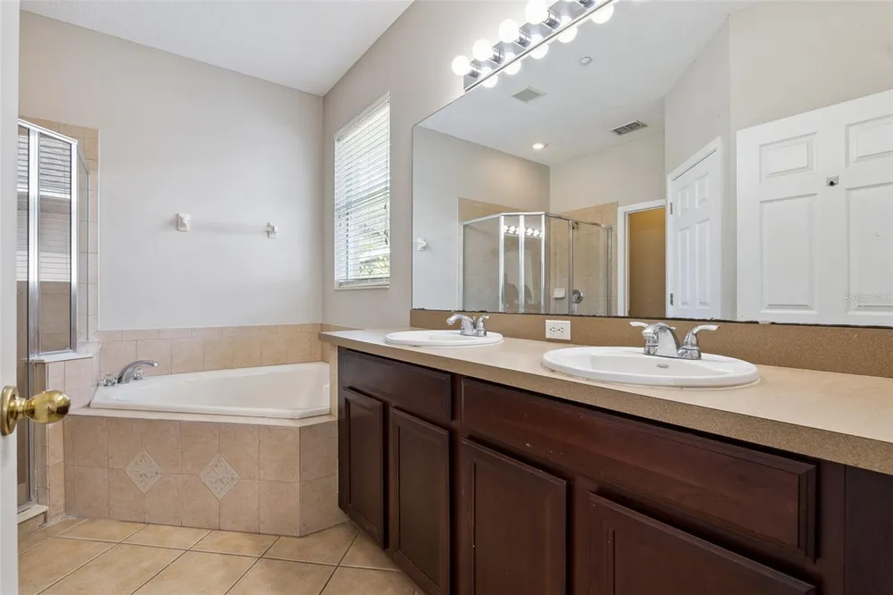 9957 CYPRESS VINE DRIVE Orlando, FL 32827