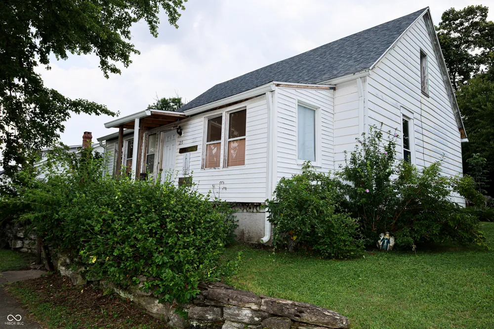 123 Hoosier North Vernon, IN 47265