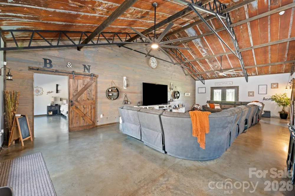7562 Long Island Road Catawba, NC 28609