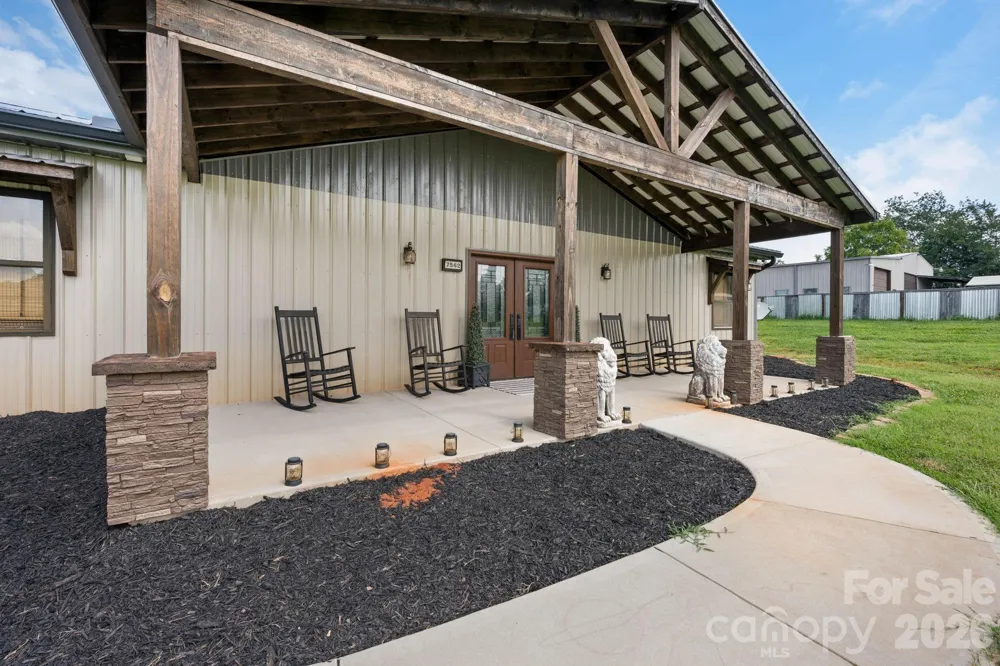 7562 Long Island Road Catawba, NC 28609