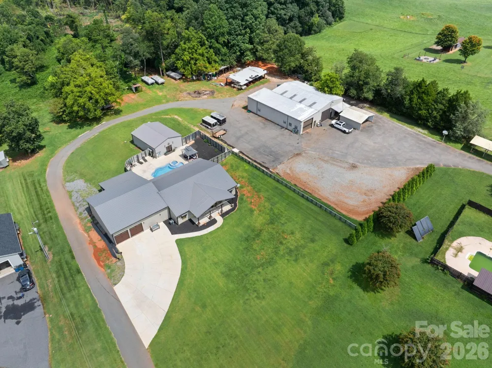 7562 Long Island Road Catawba, NC 28609