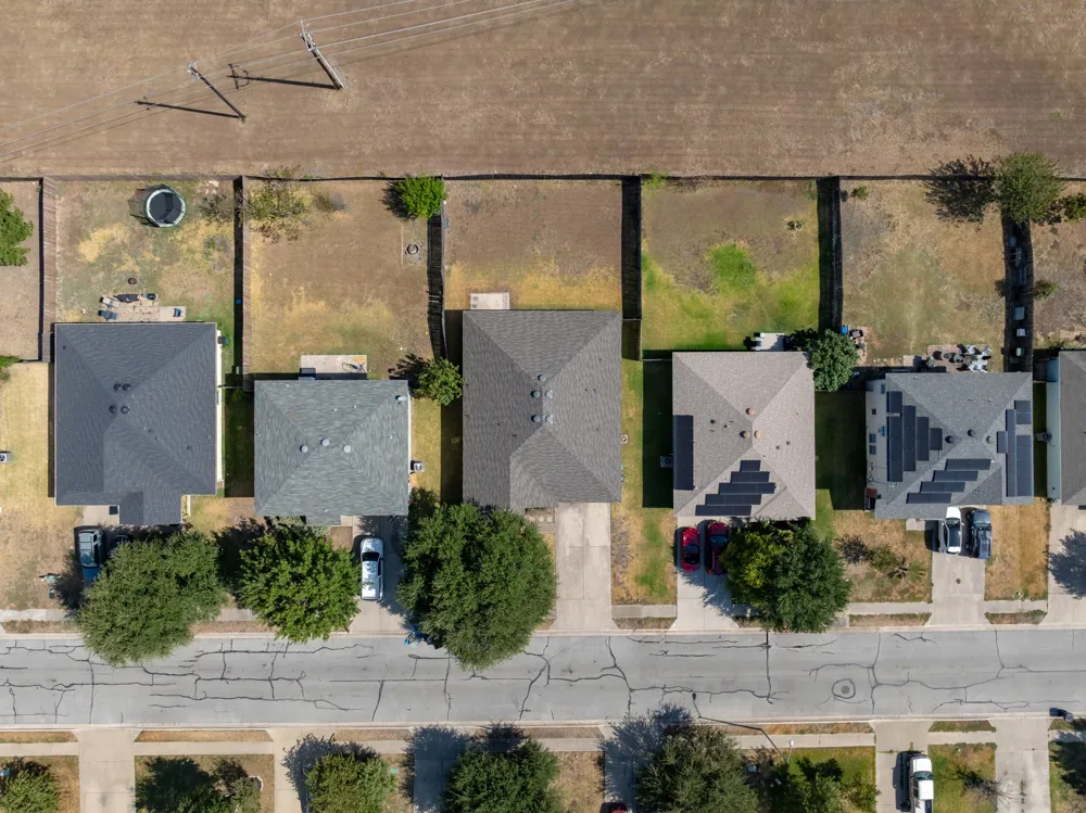 122 Holland Street Hutto, TX 78634