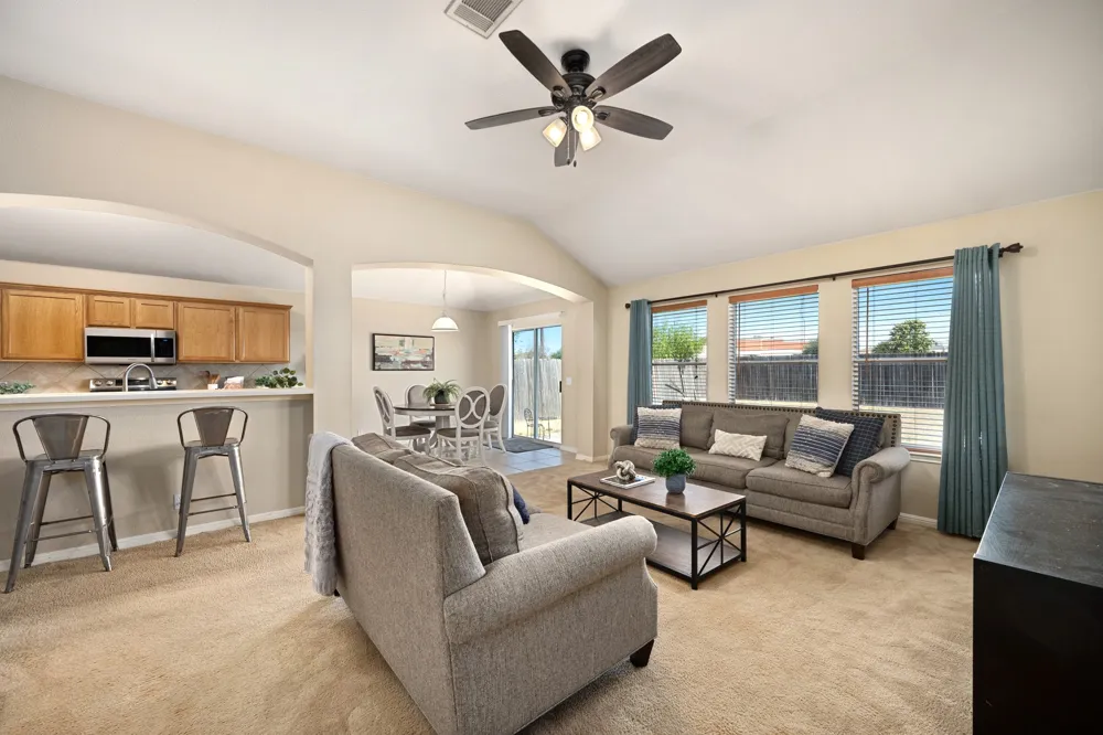 122 Holland Street Hutto, TX 78634