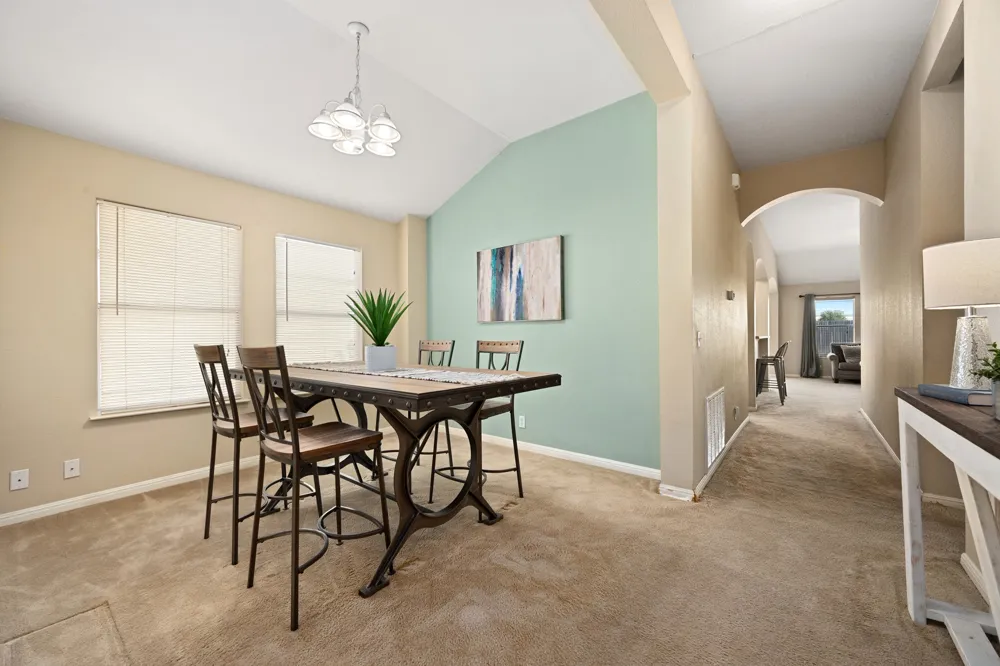 122 Holland Street Hutto, TX 78634