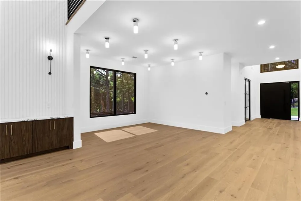 5 Whitehead Road Buford, GA 30518