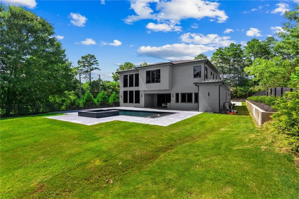 5 Whitehead Road Buford, GA 30518