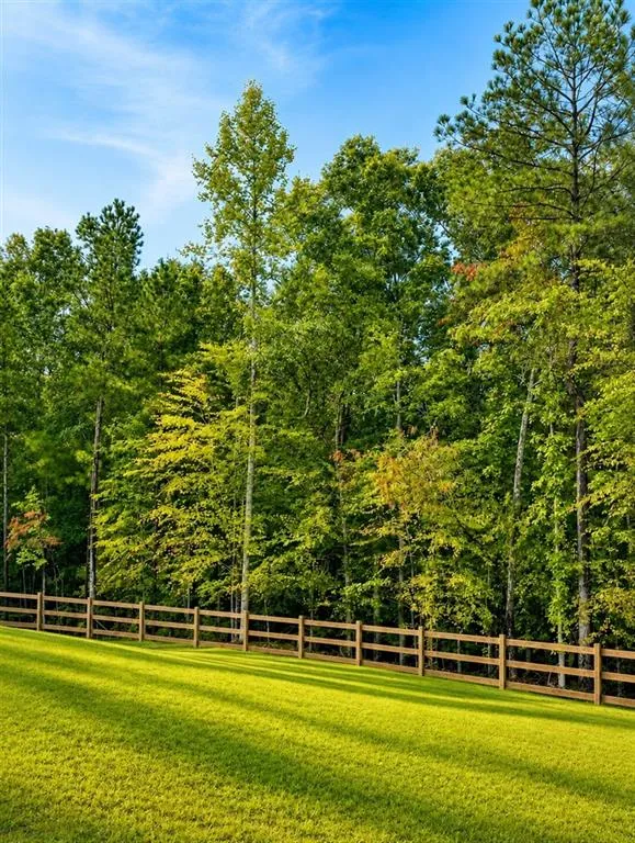 121 Lost Creek Boulevard Dallas, GA 30132
