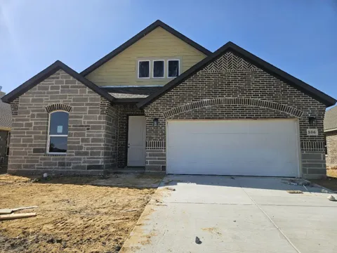 806 Silverleaf Drive