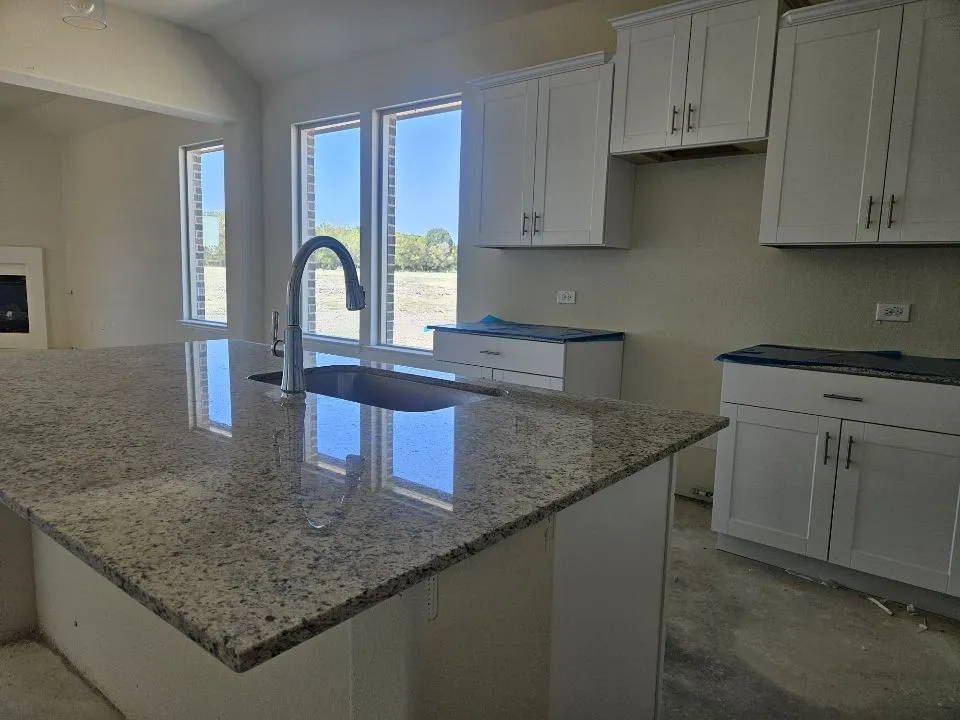 804 Silverleaf Drive Ennis, TX 75119