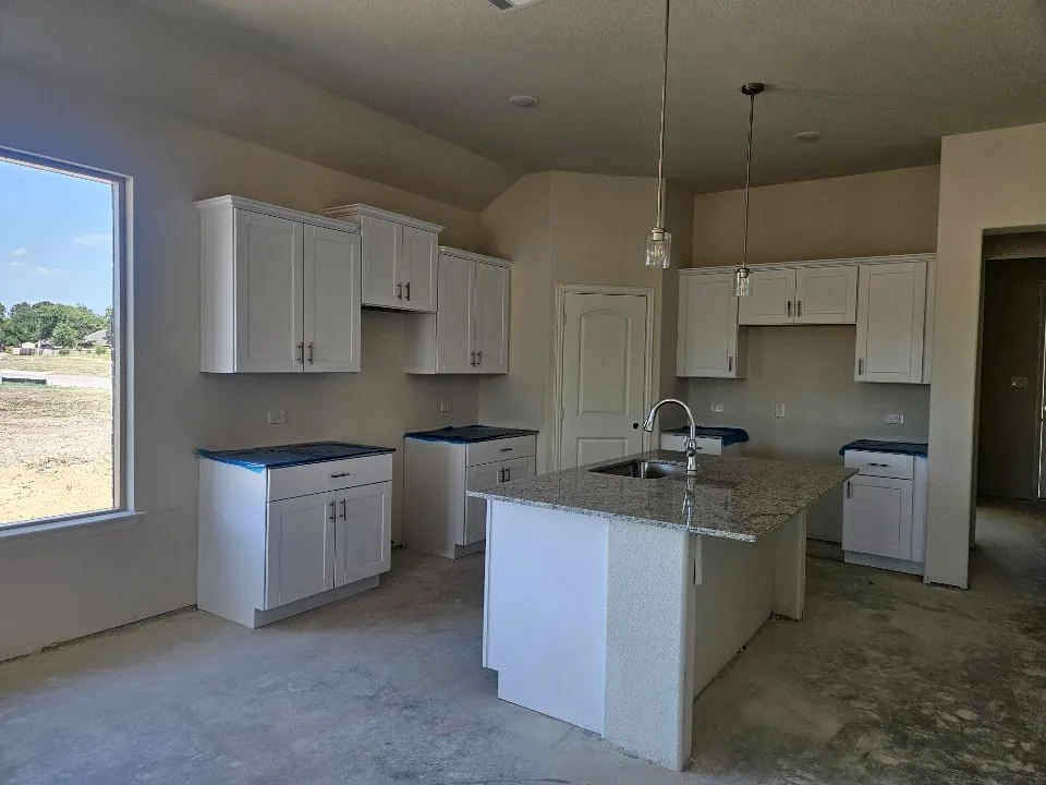 804 Silverleaf Drive Ennis, TX 75119