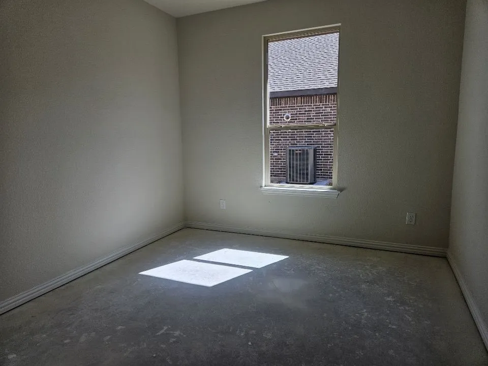 804 Silverleaf Drive Ennis, TX 75119