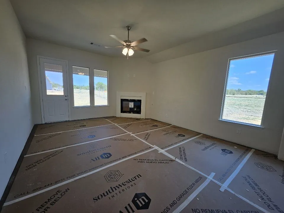 804 Silverleaf Drive Ennis, TX 75119
