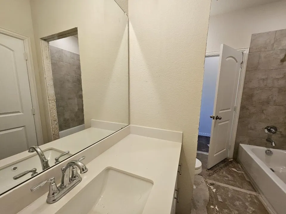 804 Silverleaf Drive Ennis, TX 75119