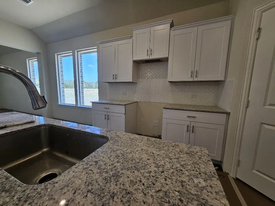 804 Silverleaf Drive Ennis, TX 75119