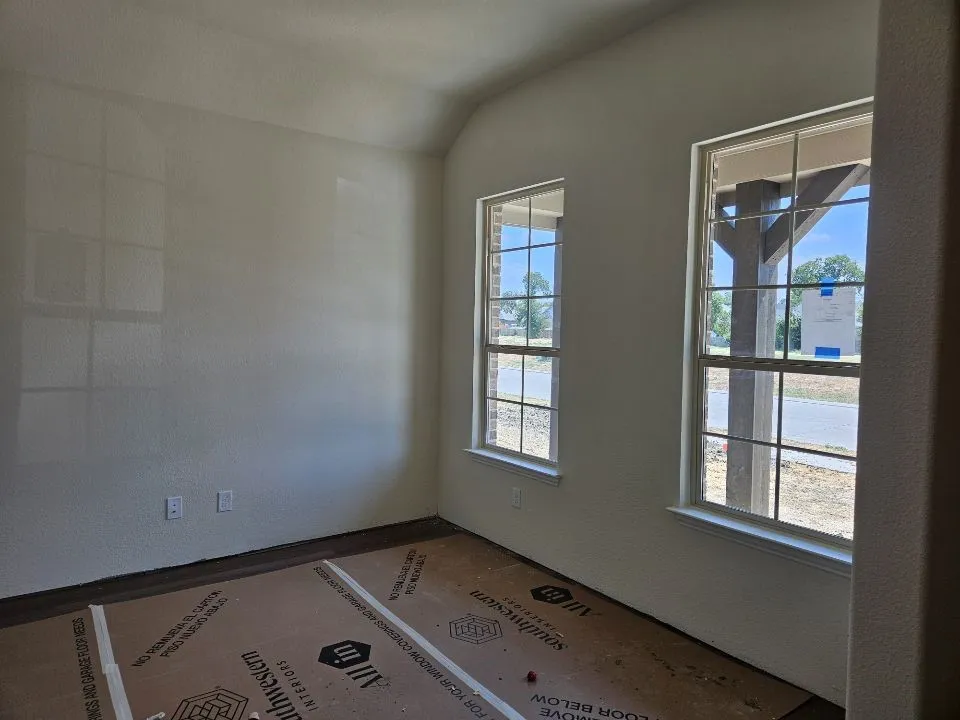 804 Silverleaf Drive Ennis, TX 75119