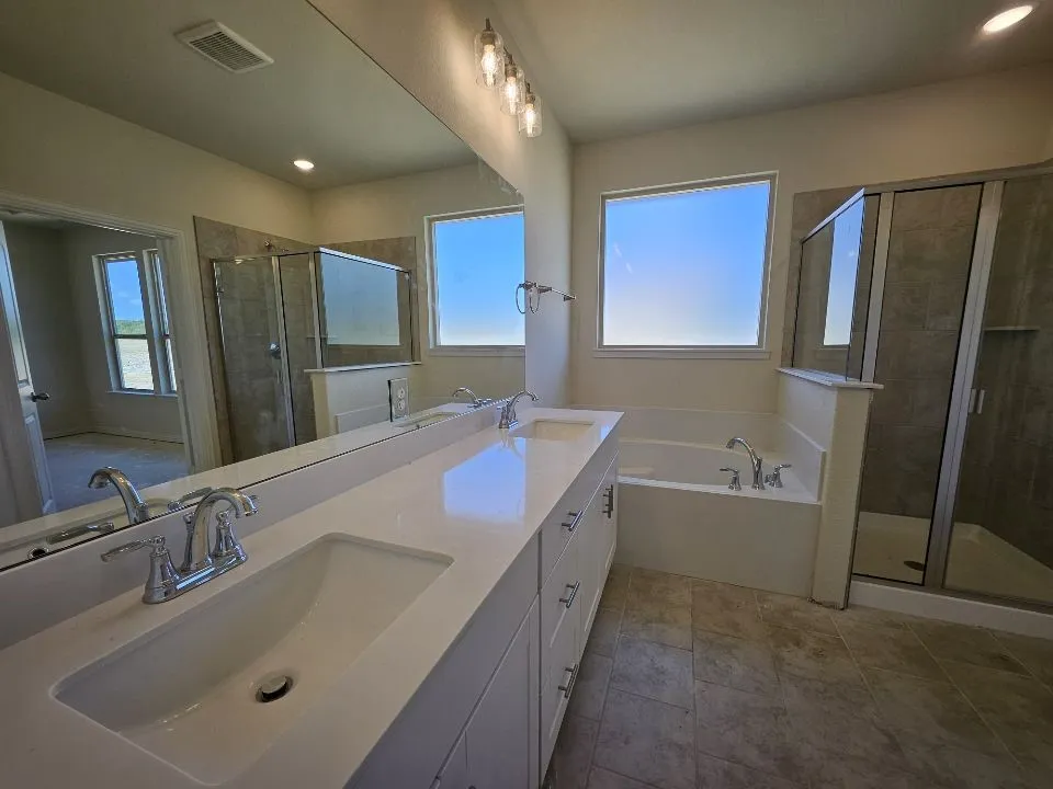 804 Silverleaf Drive Ennis, TX 75119