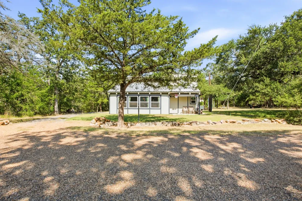333 Woodvine Lane Somerville, TX 77879