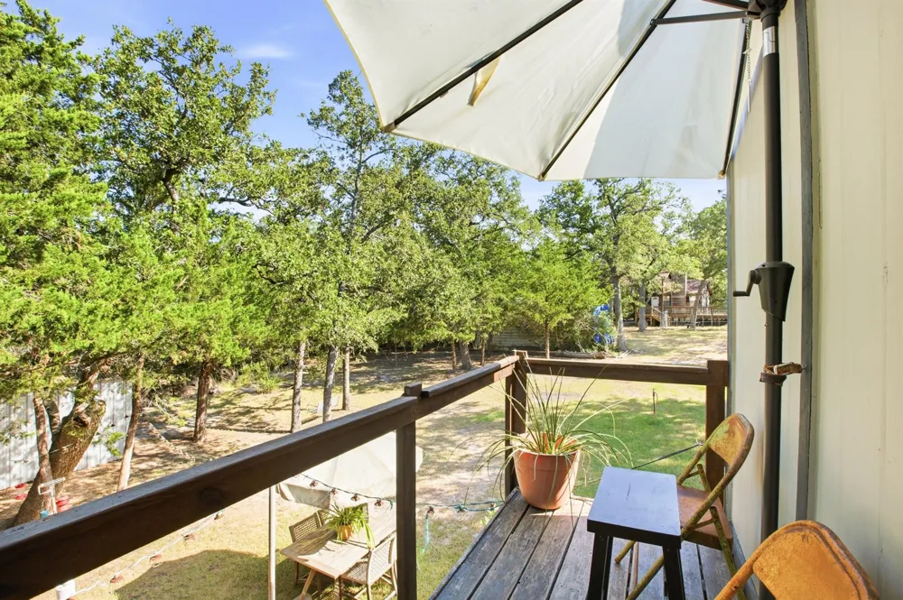 333 Woodvine Lane Somerville, TX 77879