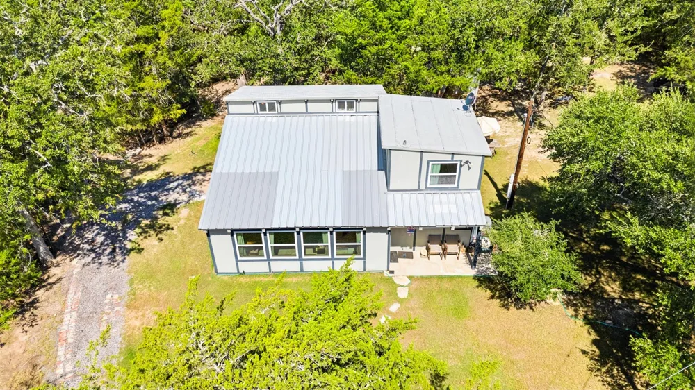 333 Woodvine Lane Somerville, TX 77879