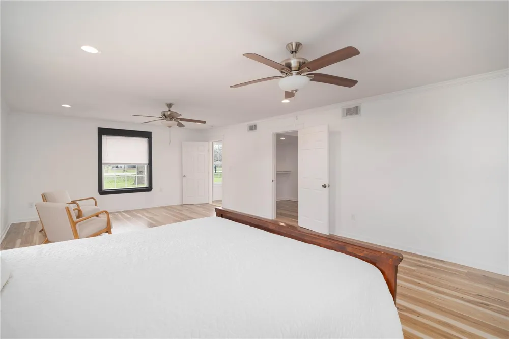 1635 Pony Lane Wallis, TX 77485