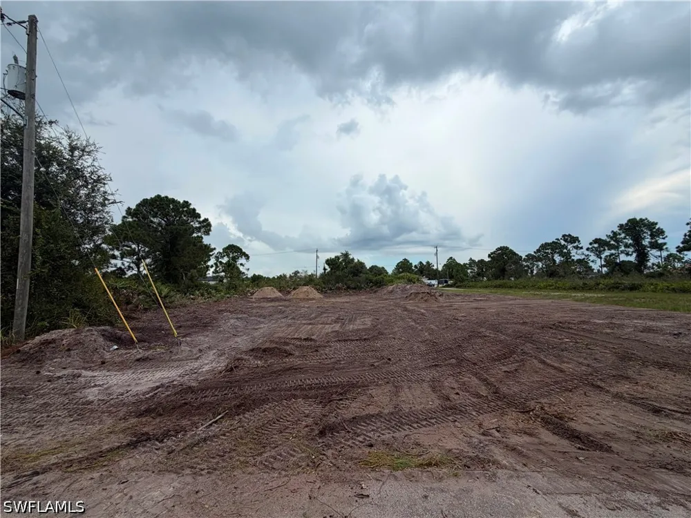 41st Street W Lehigh Acres, FL 33971