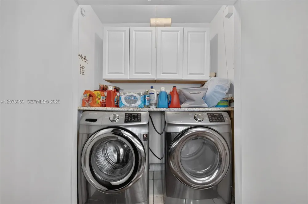 329 SE 3rd St #501T Hallandale Beach, FL 33009