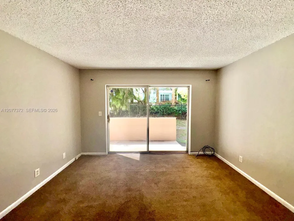 1200 Tallwood Ave #102 Hollywood, FL 33021