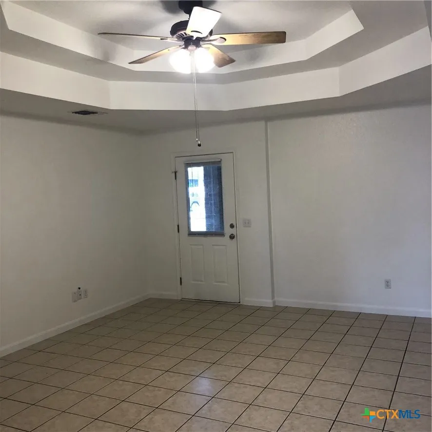 2744 Heynis New Braunfels, TX 78130