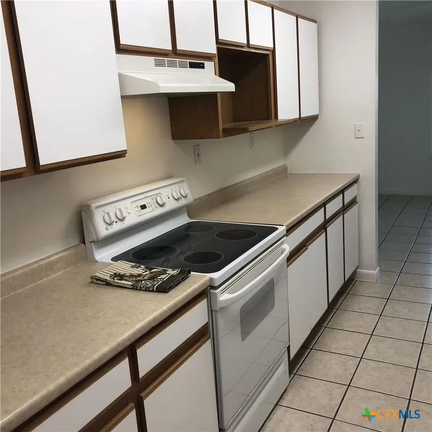 2744 Heynis New Braunfels, TX 78130