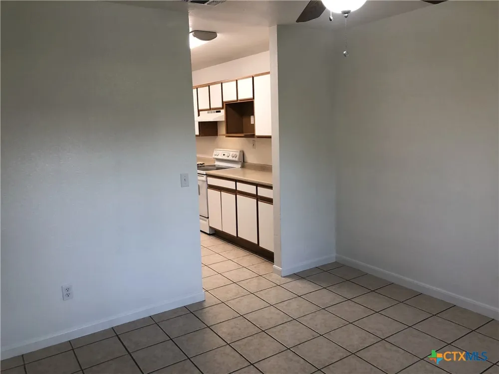 2744 Heynis New Braunfels, TX 78130