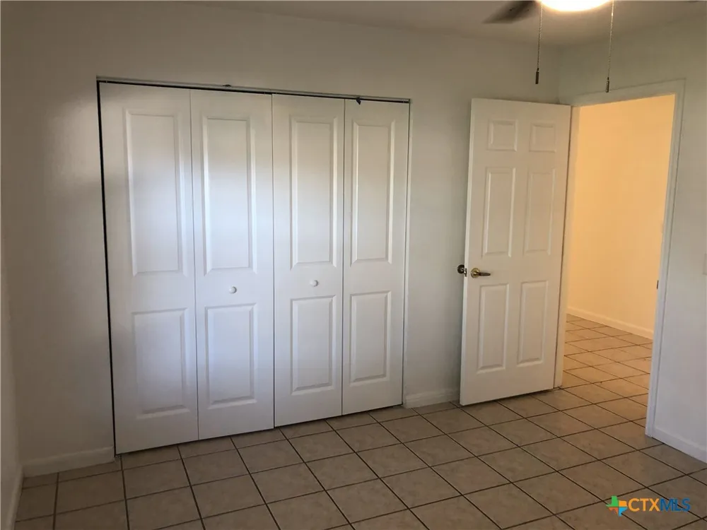 2744 Heynis New Braunfels, TX 78130