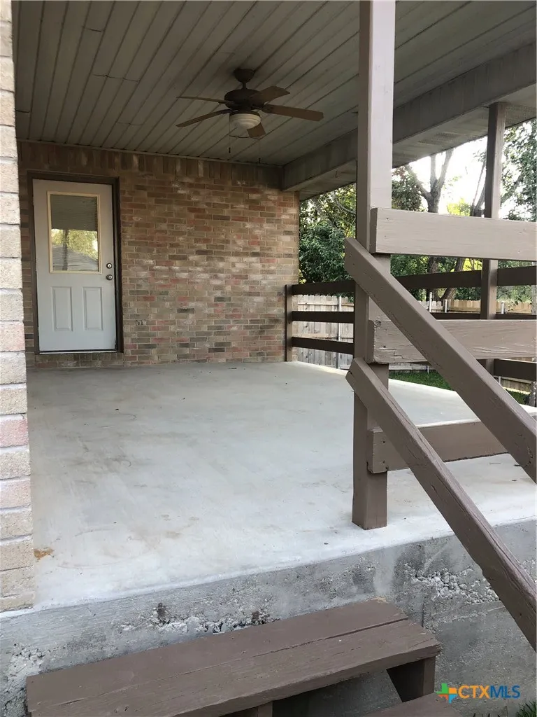 2744 Heynis New Braunfels, TX 78130
