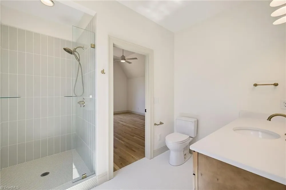 568 Bunker Hill Road Oak Ridge, NC 27310
