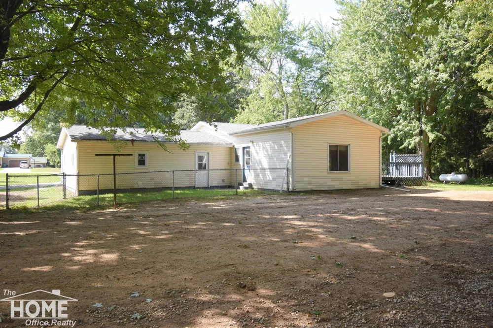 2711 E Hibbard Road Caledonia Charter Township, MI 48817