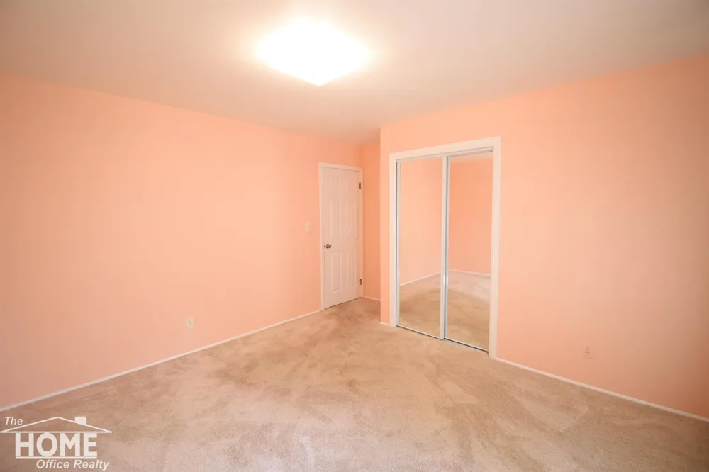 2711 E Hibbard Road Caledonia Charter Township, MI 48817