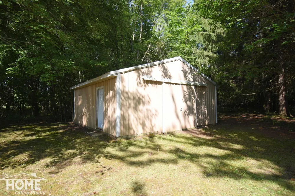 2711 E Hibbard Road Caledonia Charter Township, MI 48817