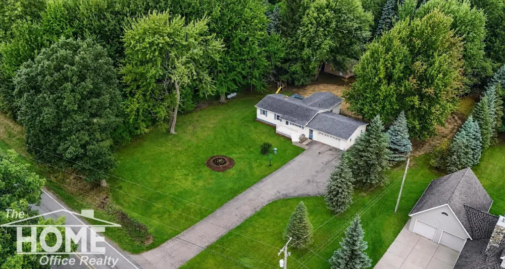 2711 E Hibbard Road Caledonia Charter Township, MI 48817