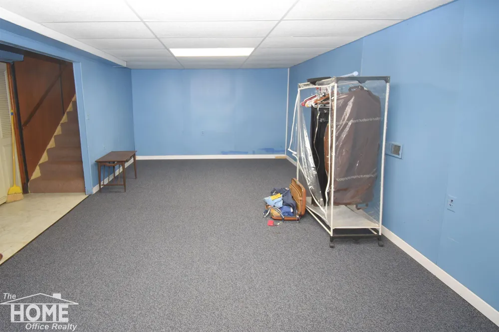 2711 E Hibbard Road Caledonia Charter Township, MI 48817