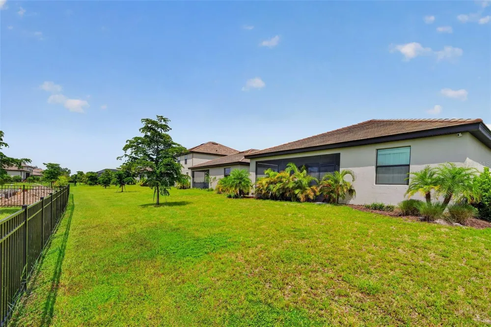 15126 MISTY WATER CROSSING Bradenton, FL 34211