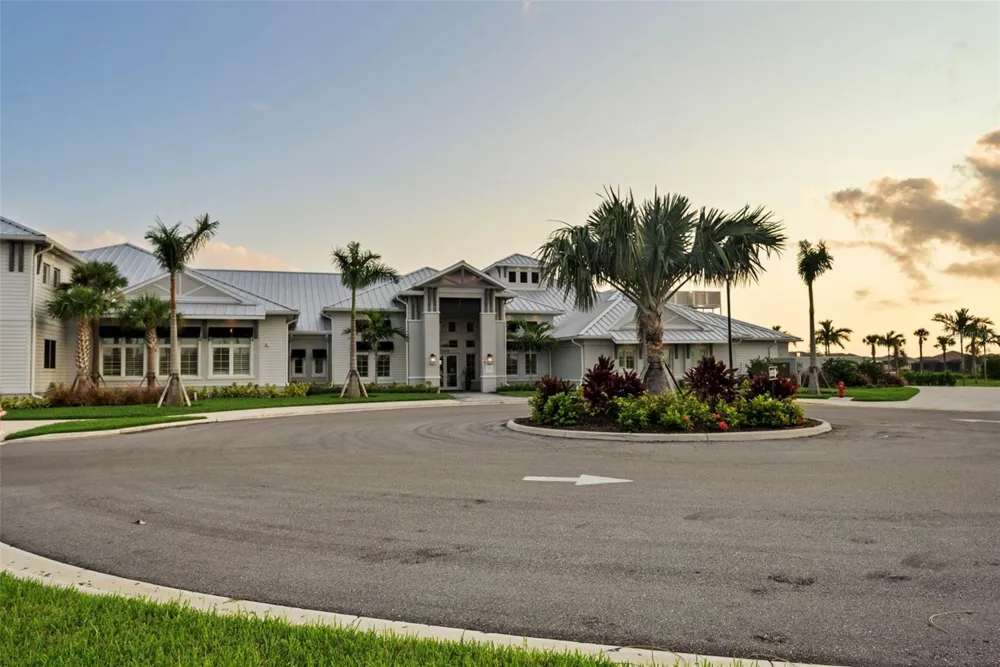 15126 MISTY WATER CROSSING Bradenton, FL 34211