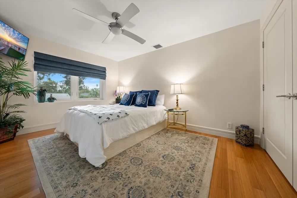 485 PARK AVENUE Belleair, FL 33756