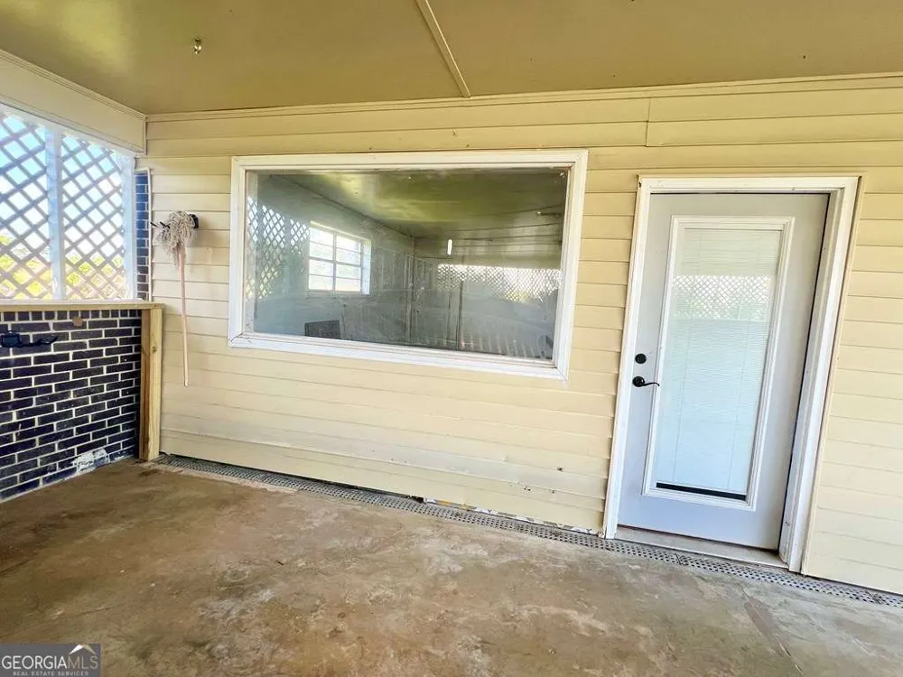 82 Cook RD Hazlehurst, GA 31539