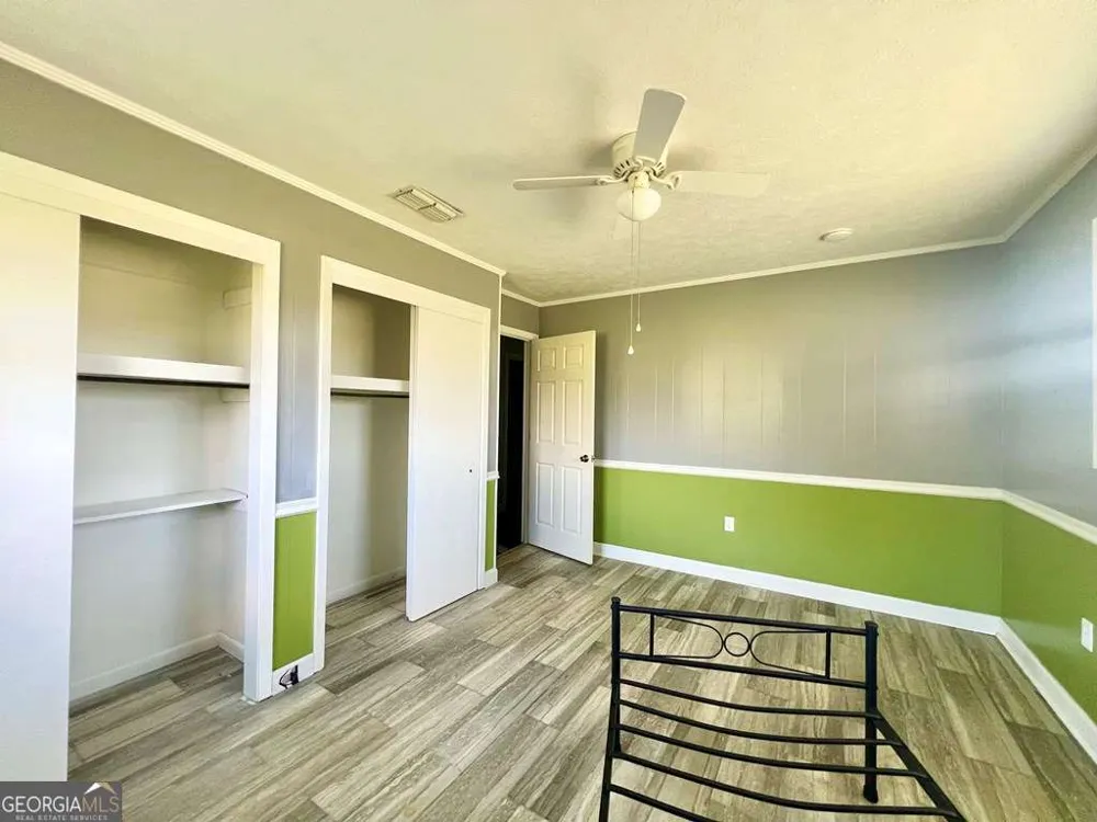 82 Cook RD Hazlehurst, GA 31539