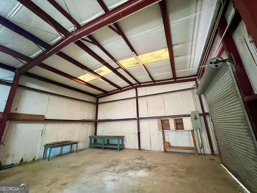 82 Cook RD Hazlehurst, GA 31539