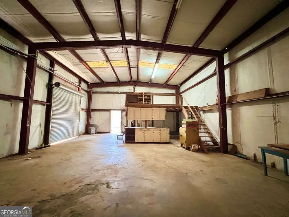 82 Cook RD Hazlehurst, GA 31539