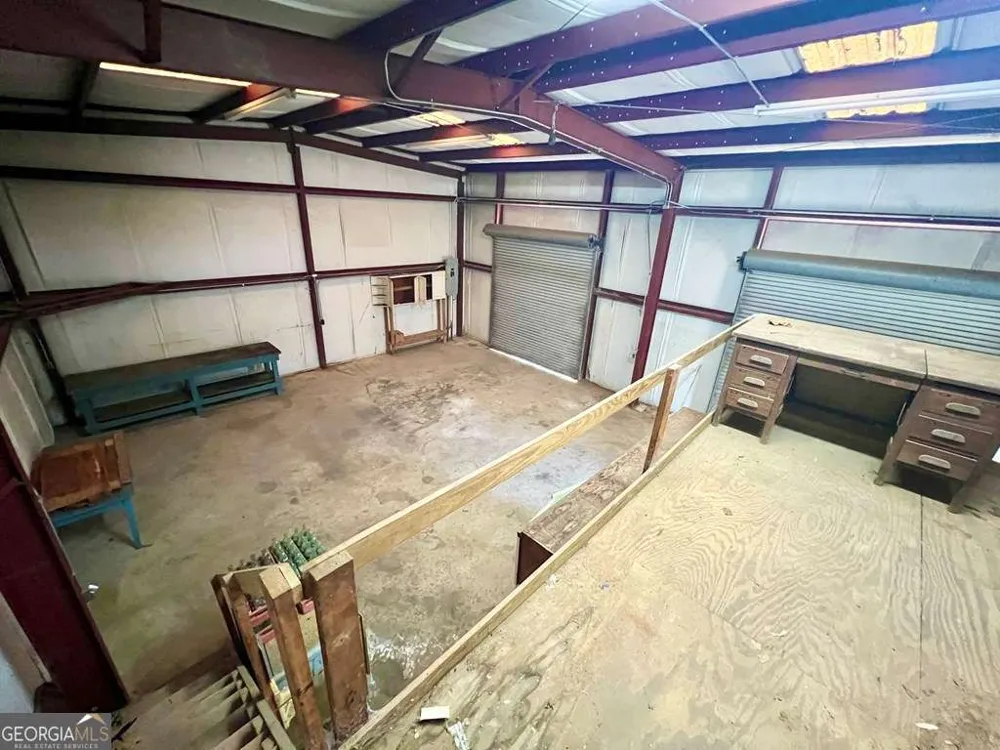 82 Cook RD Hazlehurst, GA 31539