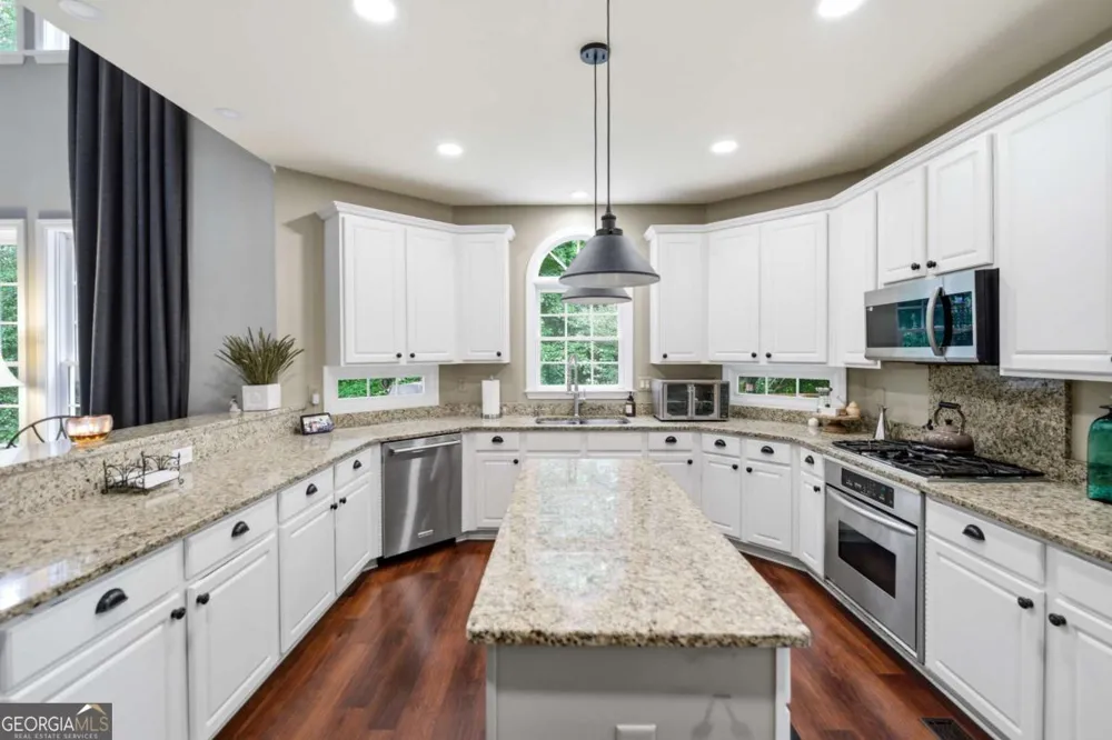 230 Park Creek DR Alpharetta, GA 30005